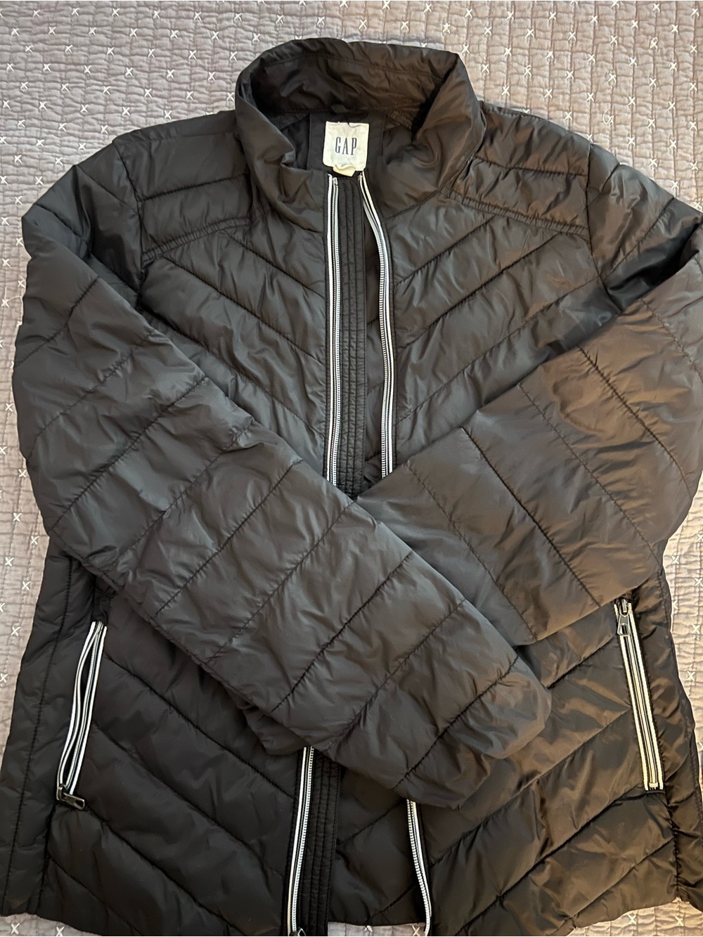 GAP Black Quilted Puffer Jacket with Contrast Zips